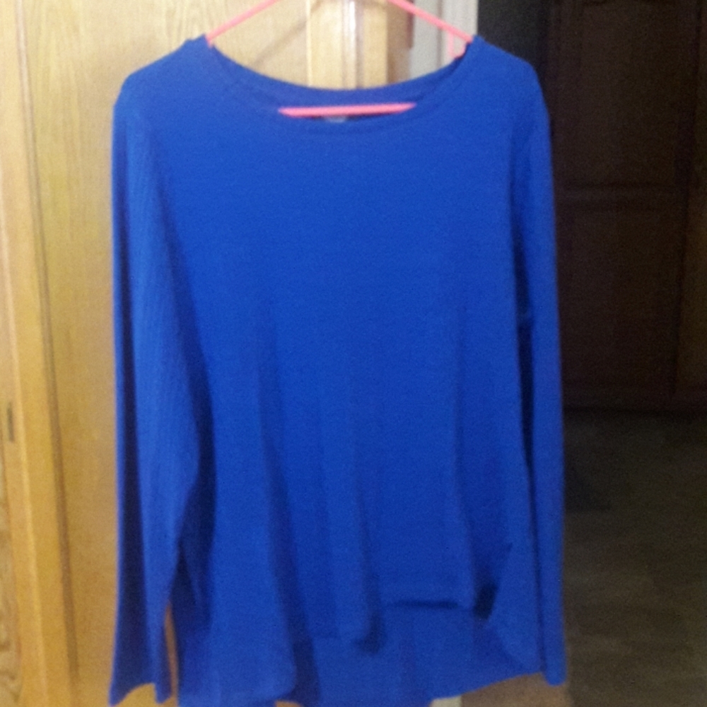 Pullover shirt